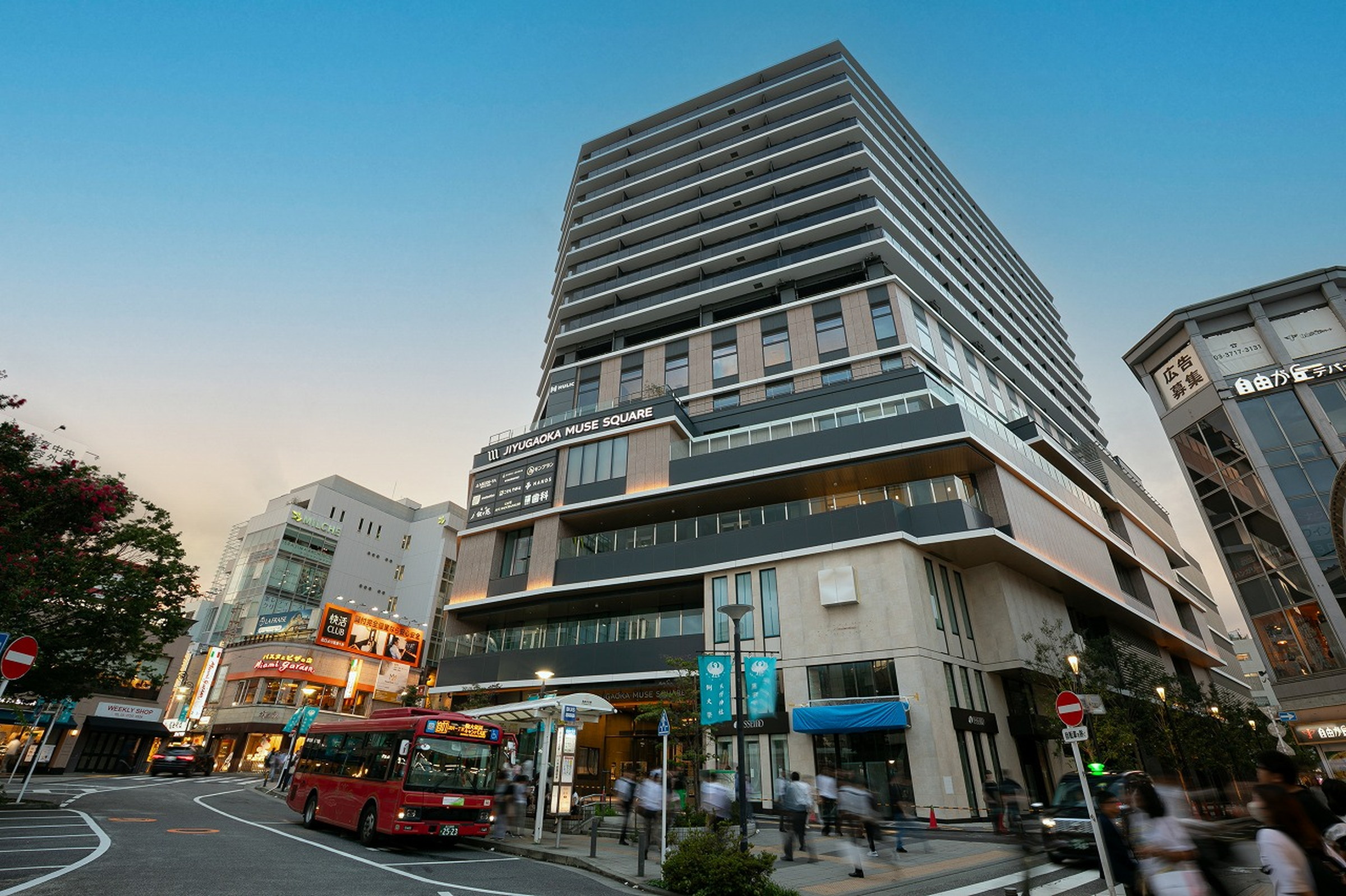 JIYUGAOKA MUSE SQUARE 外観（2026年8月撮影）
